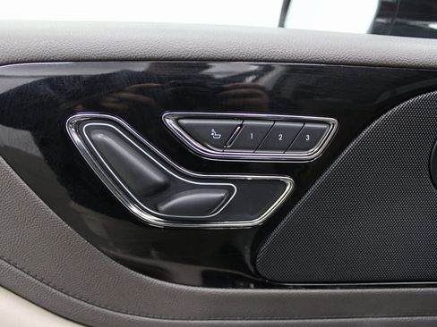 Used 2020 Lincoln Aviator Reserve w/ Equipment Group 201A image 14