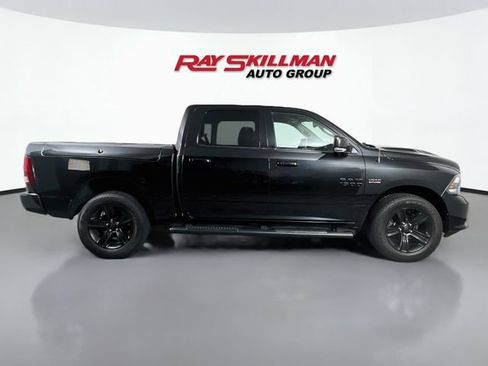 Used 2016 RAM 1500 Sport w/ Black Ram 1500 Sport Group AWD/4WD image 8