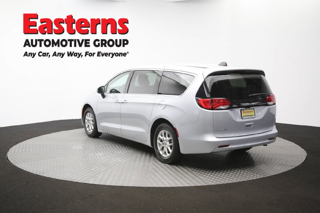 Used 2023 Chrysler Voyager LX FWD image 67