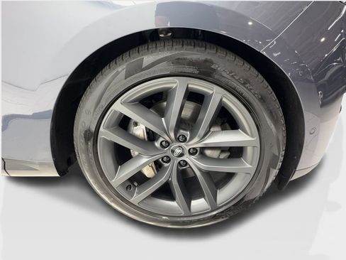 Used 2024 Land Rover Range Rover Sport SE AWD/4WD image 14