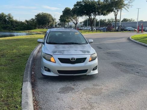 Used 2009 Toyota Corolla S w/ Sport Pkg FWD image 3