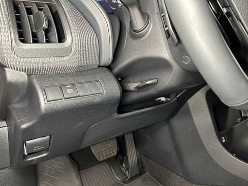 Used 2025 Subaru Solterra w/ Premium Convenience Package AWD/4WD image 25