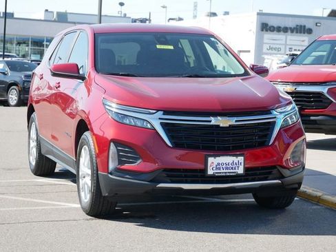 Used 2023 Chevrolet Equinox LT image 24