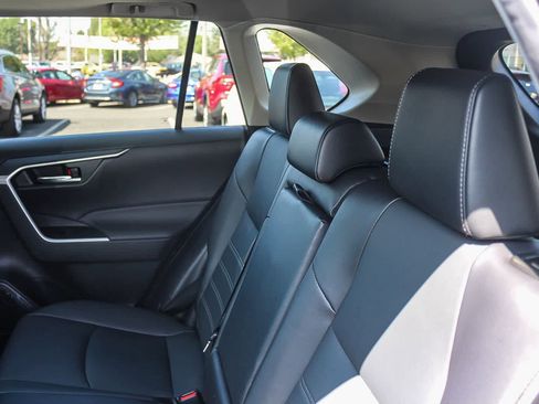 Used 2023 Toyota RAV4 XLE Premium image 26