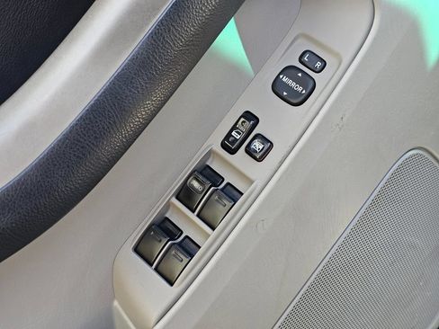 Used 2008 Toyota 4Runner Limited AWD/4WD image 22