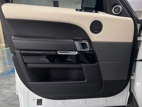 Used 2019 Land Rover Range Rover HSE AWD/4WD image 9