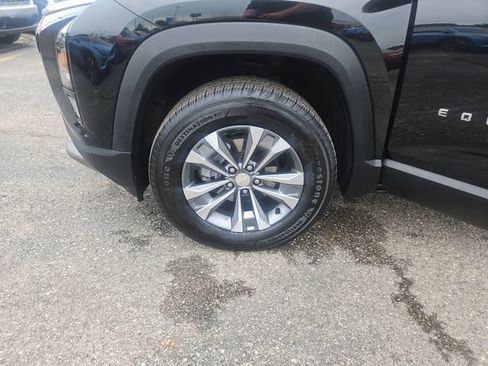 Used 2026 Chevrolet Equinox LT w/ Convenience Package II FWD image 27