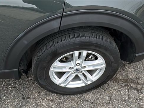 Certified 2023 Ford Explorer XLT w/ Equipment Group 202A image 28