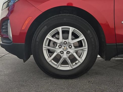 Used 2024 Chevrolet Equinox LT FWD image 37