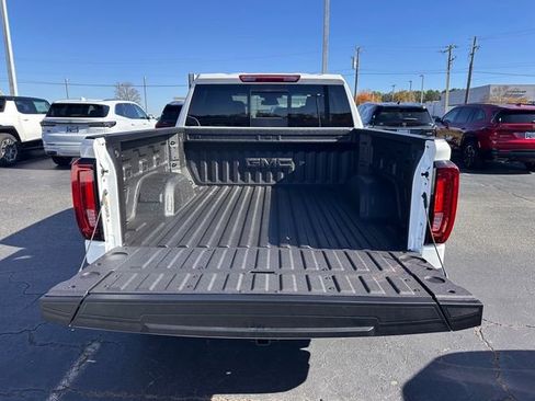 New 2026 GMC Sierra 1500 SLT image 33