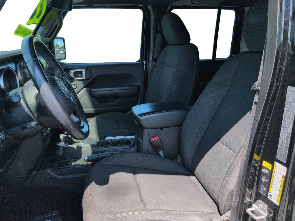 Used 2022 Jeep Wrangler Unlimited Sport AWD/4WD image 21