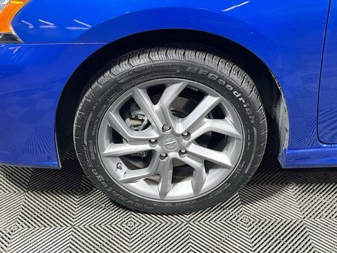 Used 2015 Nissan Sentra SR FWD image 27
