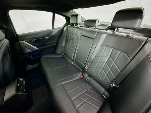 Used 2024 BMW i5 M60 w/ Premium Package image 22