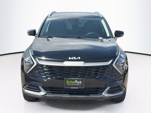 Used 2024 Kia Sportage EX AWD/4WD image 2