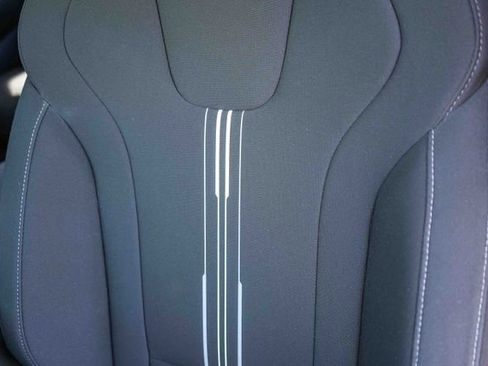 Certified 2025 Hyundai Elantra SEL FWD image 26