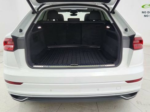 Used 2023 Audi Q8 Premium w/ Convenience Package AWD/4WD image 14