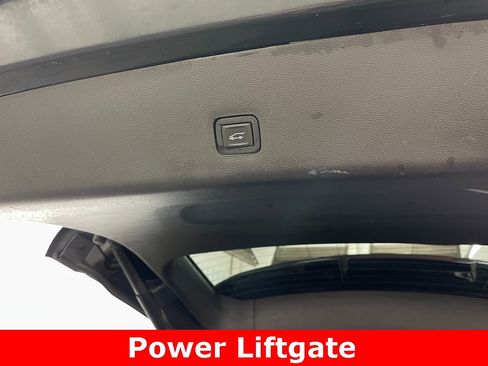 Used 2019 Chevrolet Traverse LT w/ LPO, Floor Liner Package image 45