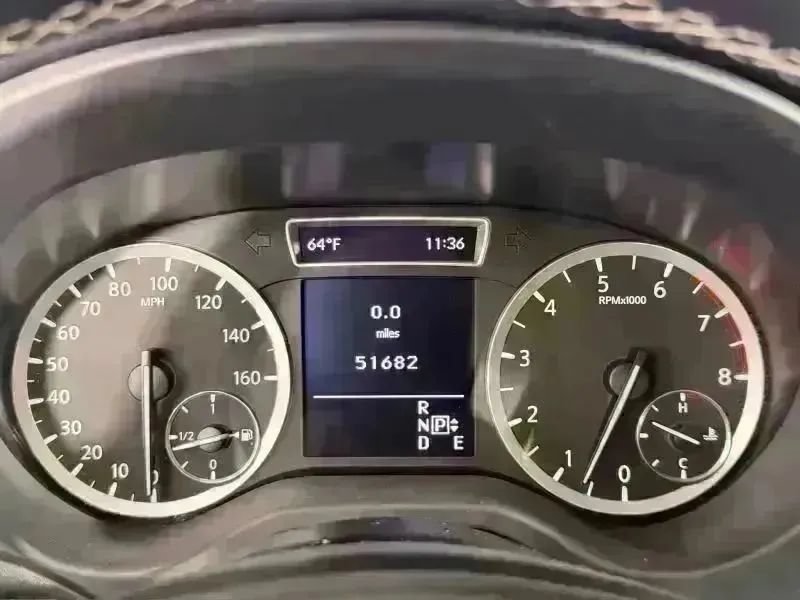Used 2017 INFINITI QX30 FWD image 40