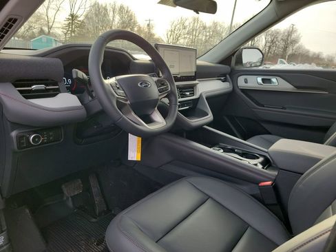 New 2026 Ford Explorer Active w/ Active Comfort Package image 20