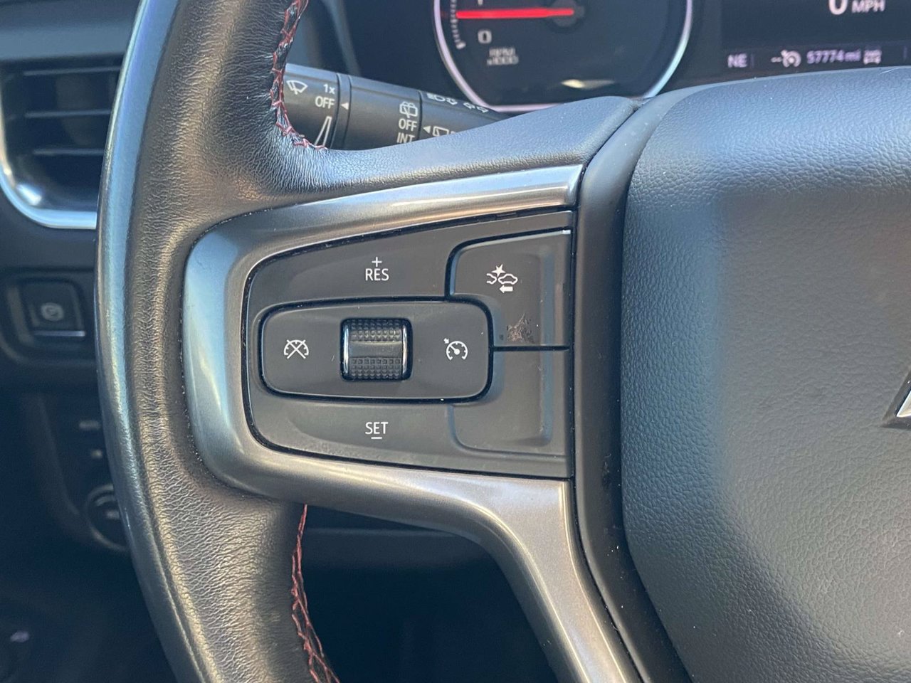 Used 2021 Chevrolet Suburban RST AWD/4WD image 33