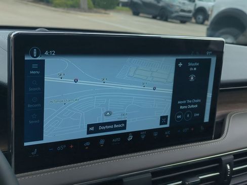 Used 2025 Lincoln Corsair Grand Touring image 23