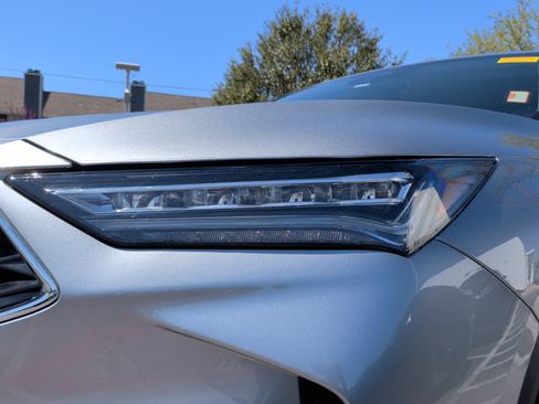 Used 2025 Acura MDX SH-AWD w/ Technology Package image 3