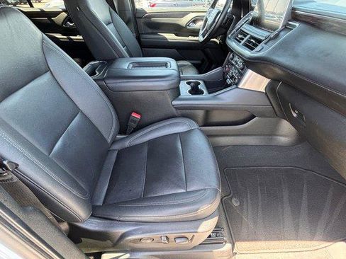 Used 2023 Chevrolet Tahoe LT RWD image 12