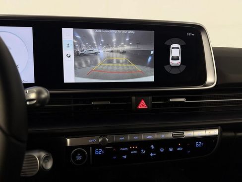 Used 2025 Hyundai Ioniq 6 SE RWD image 20