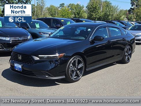 Used 2025 Honda Accord Sport image 1