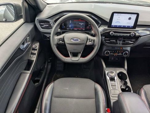 Used 2023 Ford Escape ST-Line FWD image 15