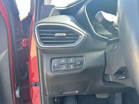 Used 2019 Hyundai Santa Fe SEL AWD/4WD image 11