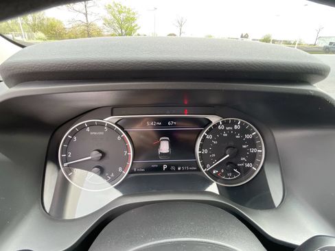 Used 2024 Nissan Rogue SV AWD/4WD image 17