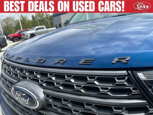 Used 2022 Ford Explorer XLT w/ Equipment Group 202A AWD/4WD image 48