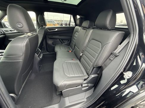 New 2026 Volkswagen Atlas Cross Sport SEL image 24