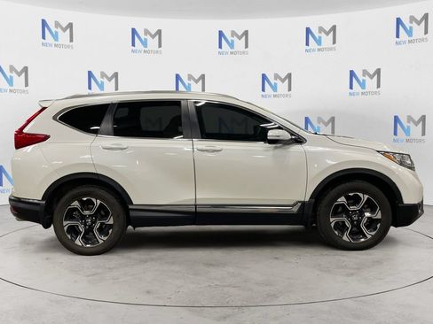 Used 2018 Honda CR-V Touring image 6