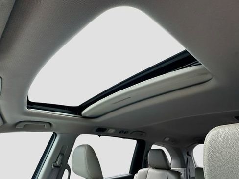 Used 2016 Honda Odyssey EX-L image 15