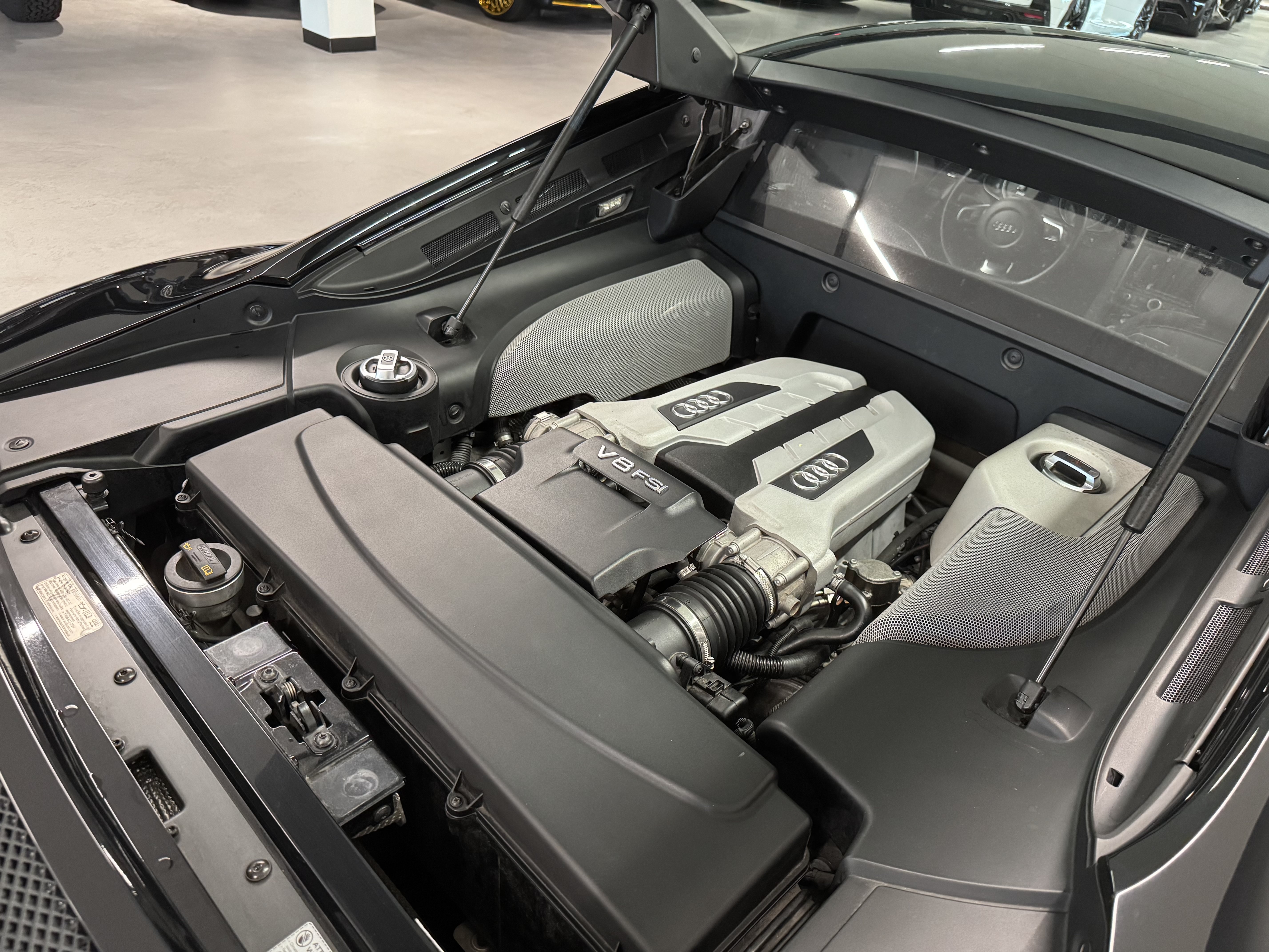 Used 2008 Audi R8 V8 AWD/4WD image 12
