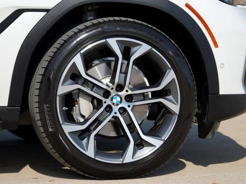 Used 2020 BMW X6 sDrive40i w/ Premium Package RWD image 40
