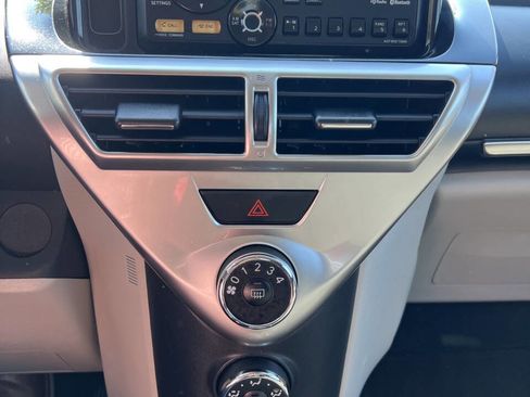 Used 2013 Scion iQ image 11