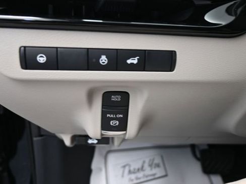 Used 2025 Nissan Murano SL AWD/4WD image 19