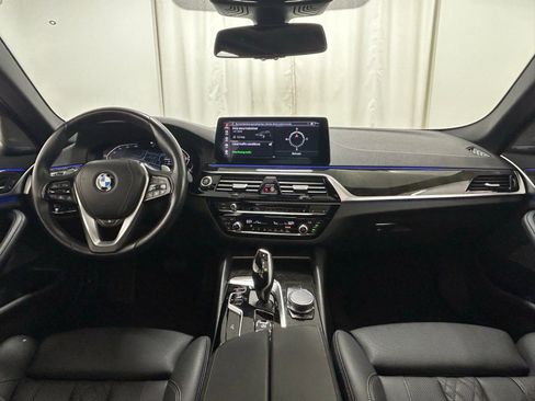 Used 2023 BMW 540i xDrive w/ Premium Package AWD/4WD image 8