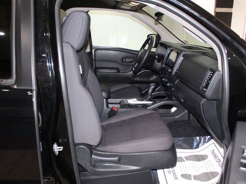 Used 2023 Nissan Frontier S AWD/4WD image 26