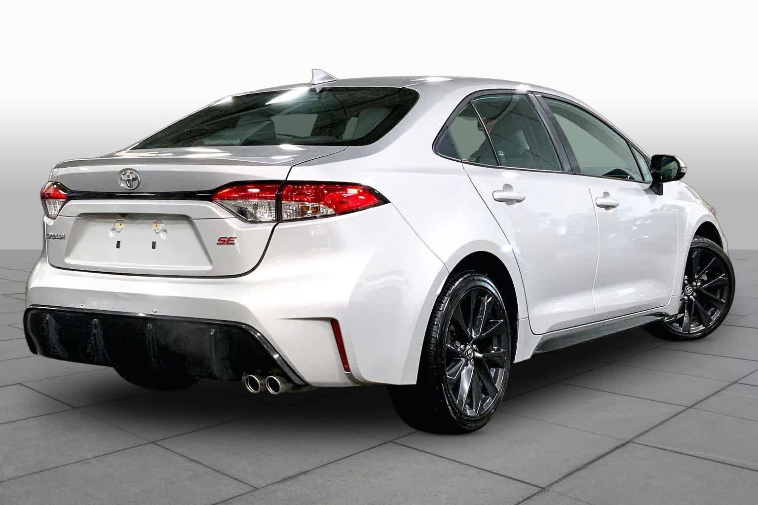 Certified 2024 Toyota Corolla SE w/ SE Premium Package FWD image 13
