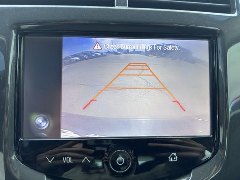 Used 2015 Chevrolet Sonic LTZ image 20