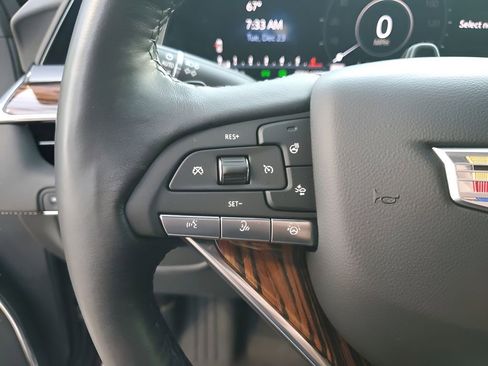 Certified 2024 Cadillac Escalade Premium Luxury image 35