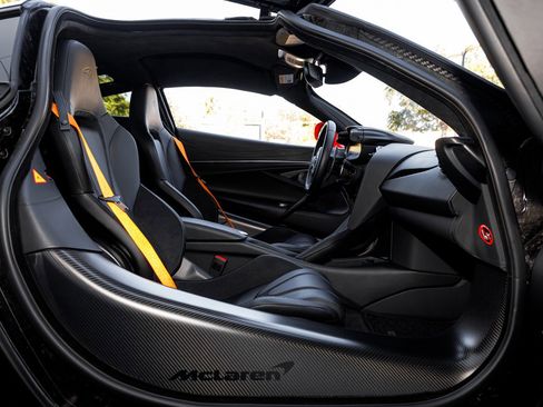 Used 2024 McLaren 750S RWD image 33