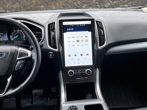 Used 2021 Ford Edge SEL w/ Cargo Accessory Package image 6