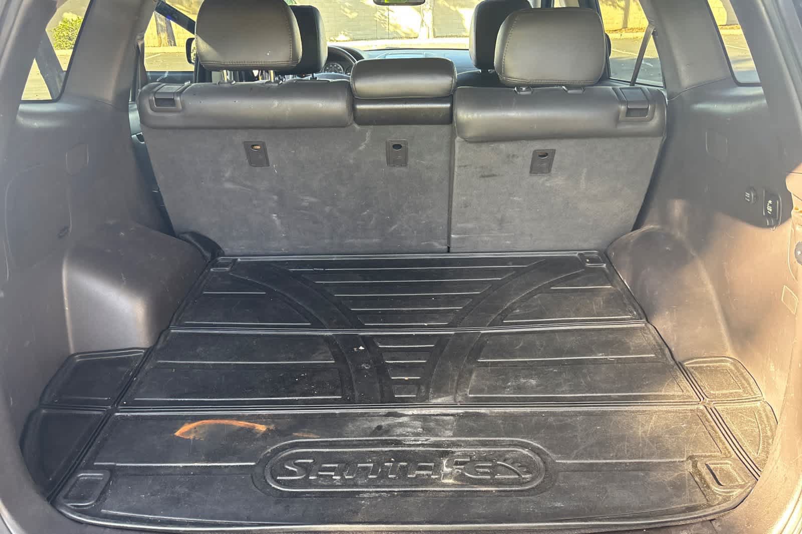 Used 2011 Hyundai Santa Fe Limited AWD/4WD image 17