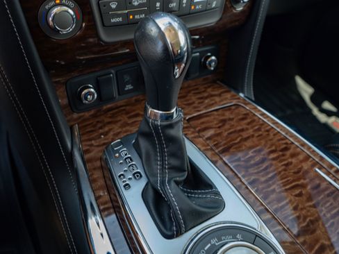 Used 2019 Nissan Armada Platinum AWD/4WD image 17