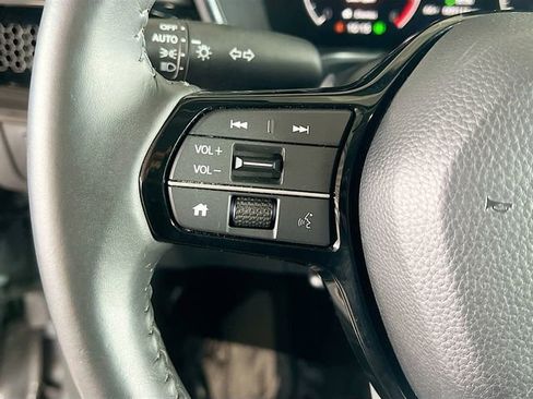 Used 2024 Honda CR-V EX-L image 16